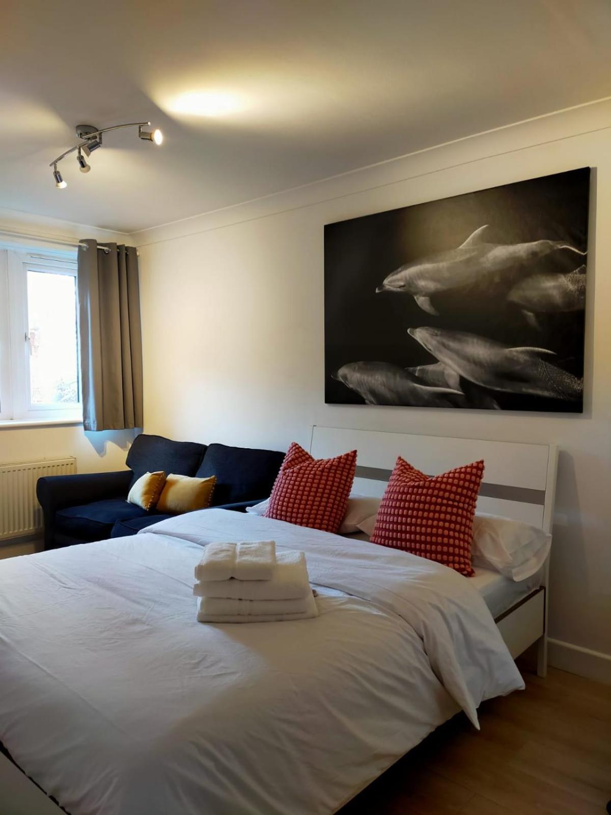 Апартаменты Cobbold Court Share Flat Лондон Экстерьер фото